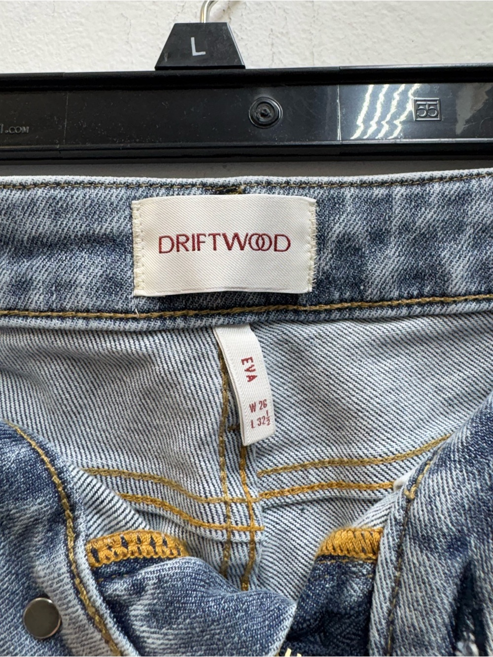 Driftwood Eva Jeans Women’s Size 26 Floral Embroidered Flare Raw Hem Denim NWT - Picture 5 of 9